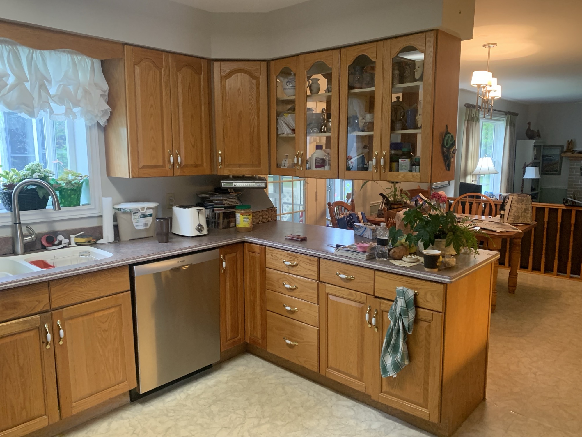 Kitchen makeover. - Before