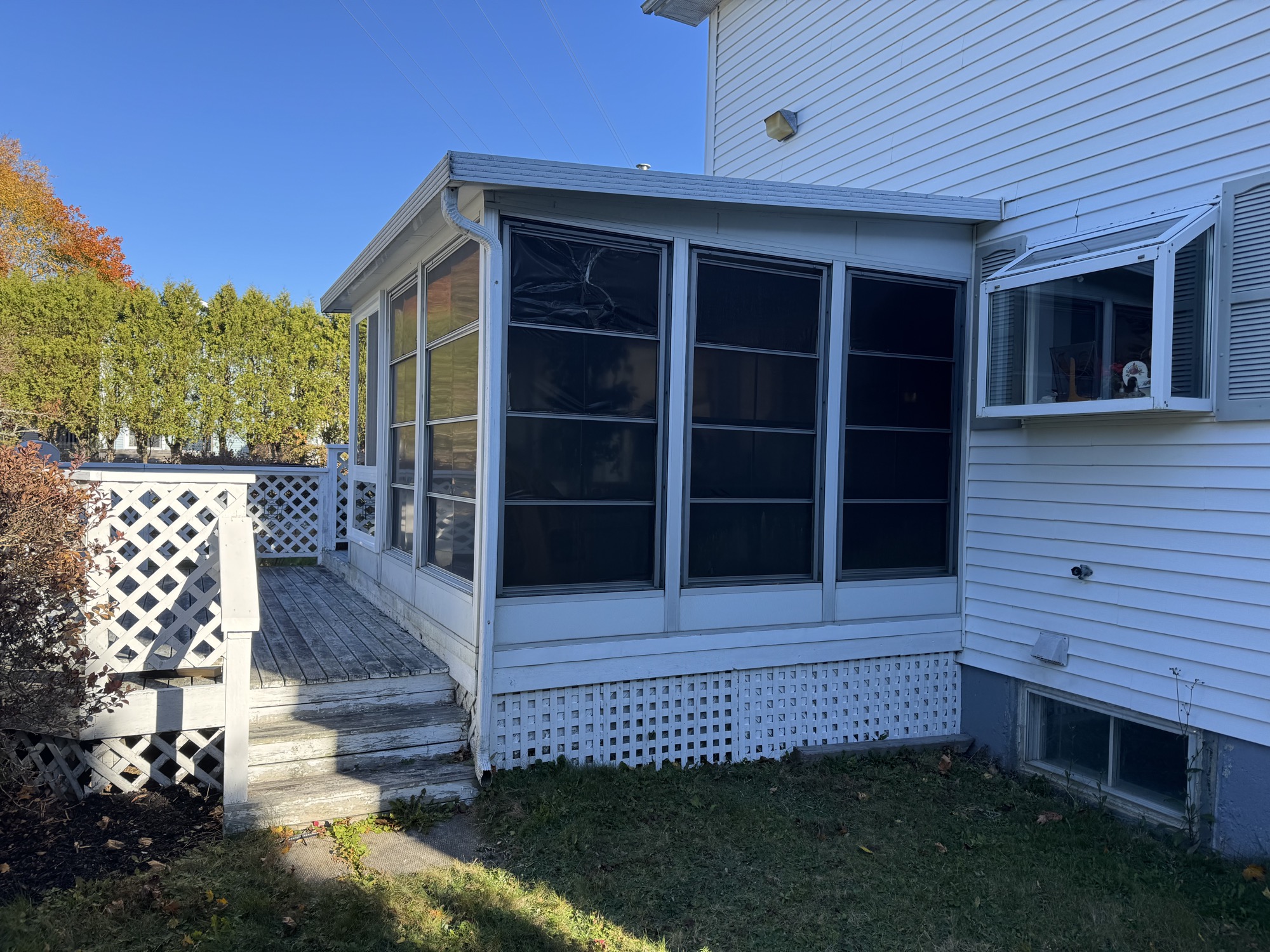 Sunroom windows replacement - Before